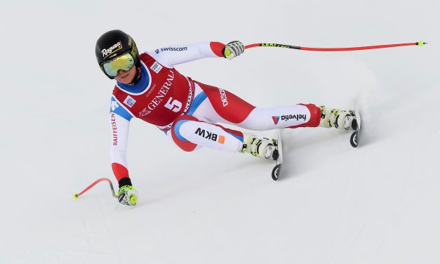 Lara Gut et Michelle Gisin au pied du podium