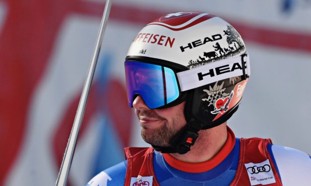 Beat Feuz manque la victoire d’un rien