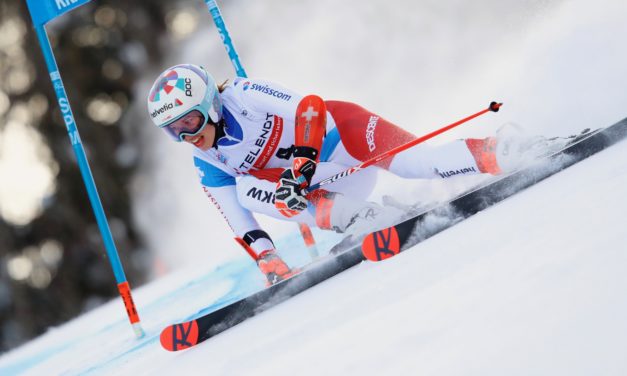 Michelle Gisin surprend encore en géant