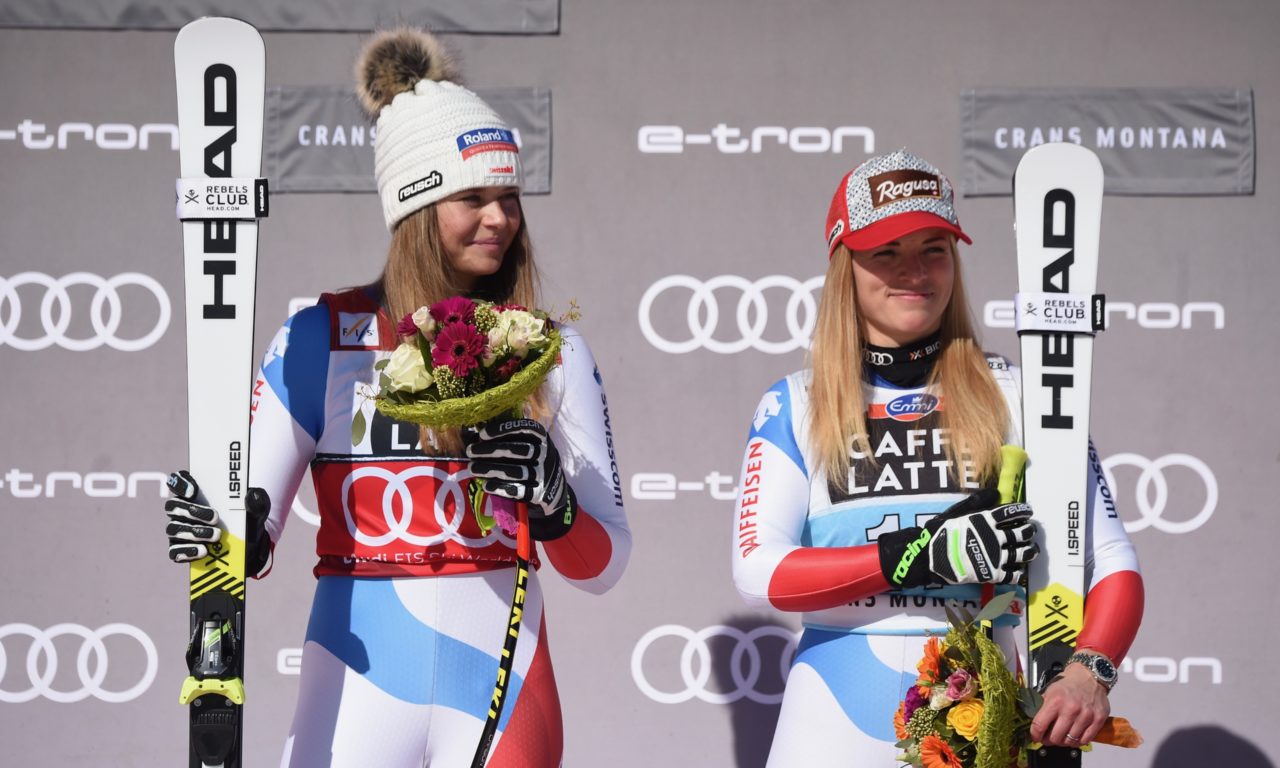 Lara Gut-Behrami et Corinne Suter en combiné à Cortina