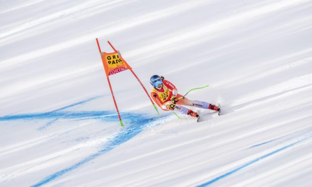 Stephanie Jenal sur le podium à Châtel