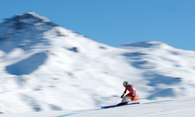 Priska Nufer disputera la descente, pas Michelle Gisin