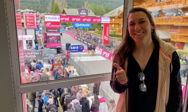 Wendy Holdener en visite sur le Giro à Crans-Montana