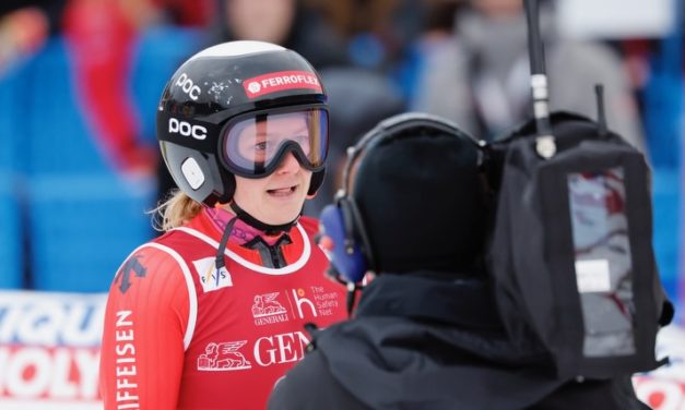Simone Wild touchée à une cheville