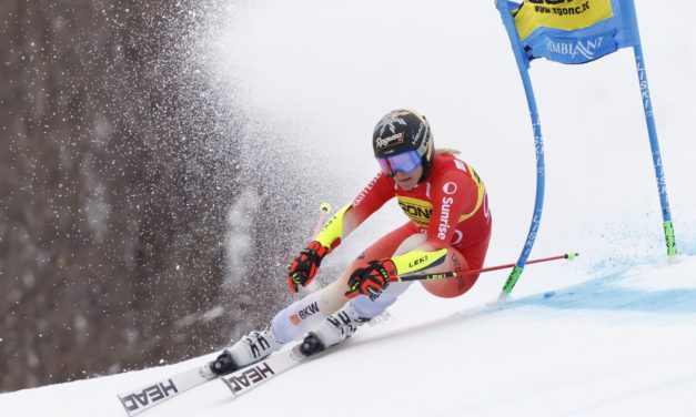 Lara Gut-Behrami retrouve le podium au Québec