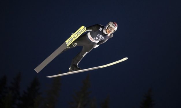 Gregor Deschwanden et Simon Ammann tiennent le coup à Oberstdorf