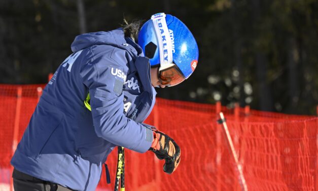 Mikaela Shiffrin à l’hôpital, ses ligaments semblent intacts