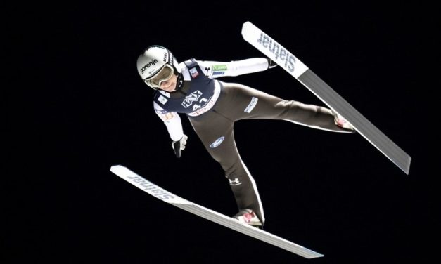 Nika Prevc couronnée au Two Nights Tour, les Suissesses absentes