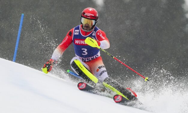 Une parodie de slalom logiquement annulée à Bansko