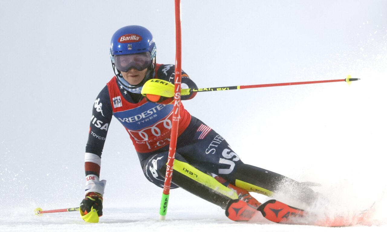 Mikaela Shiffrin prend les devants à Levi