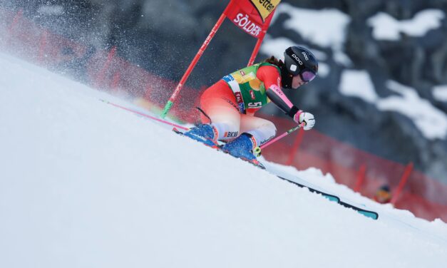 Janine Schmitt sur le podium du géant de Zinal