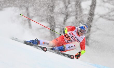 Marco Odermatt fait le nécessaire à Val d’Isère