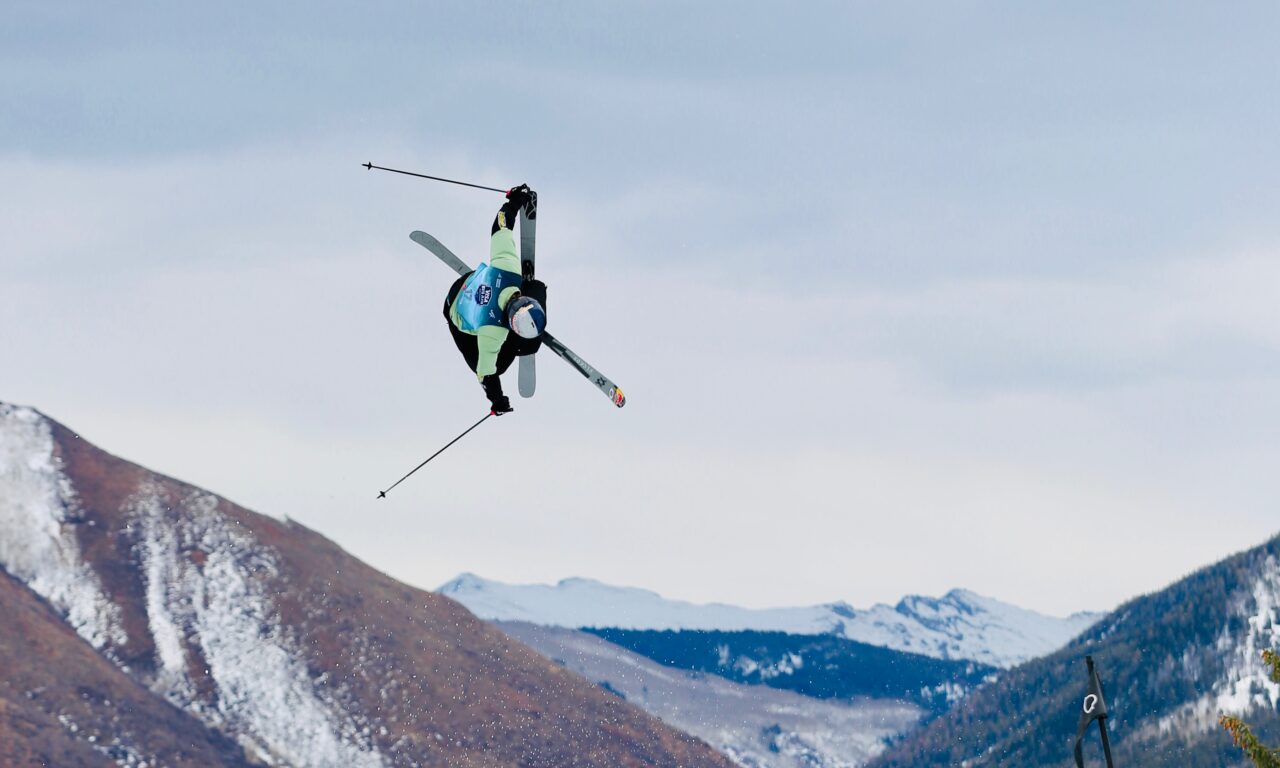 Andri Ragettli et Anouk Andraska proches du podium à Aspen