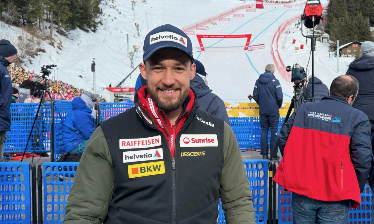 Luca Aerni s’amuse en tant qu’ouvreur à Crans-Montana