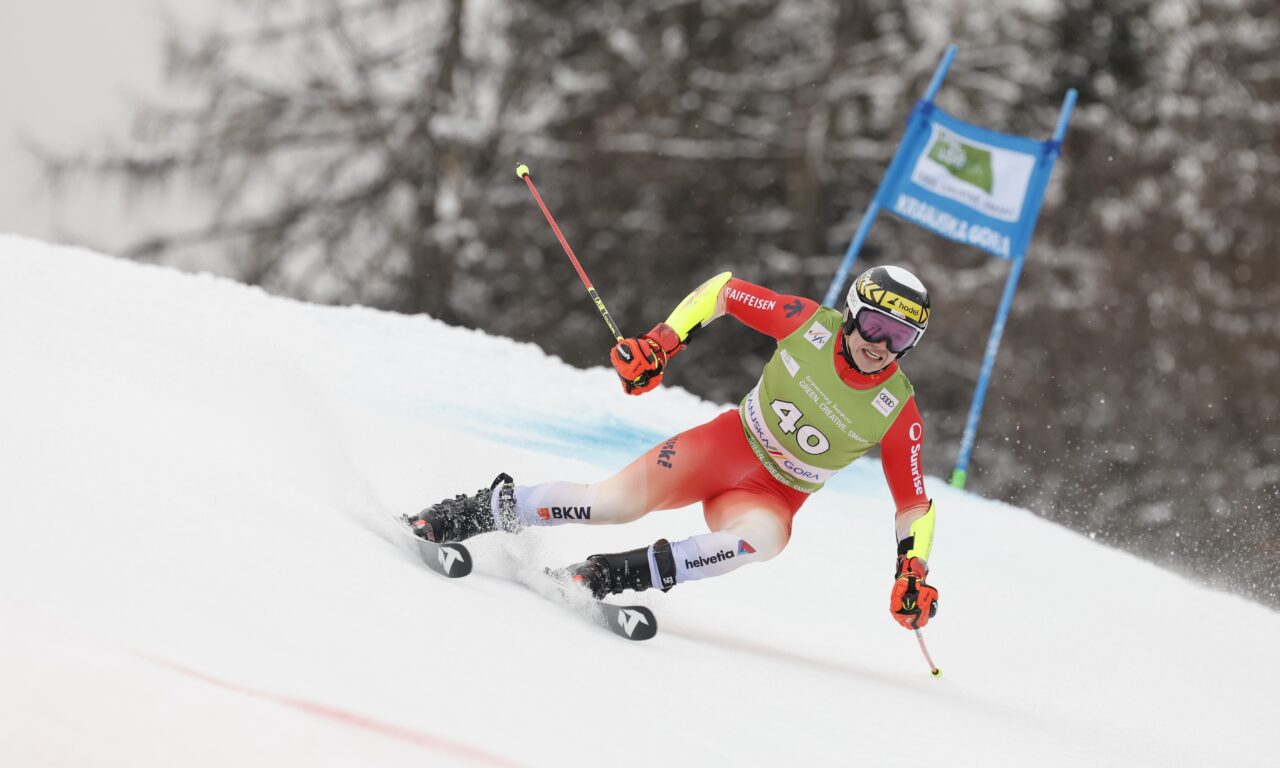 Lenz Hächler sur la boîte en Norvège