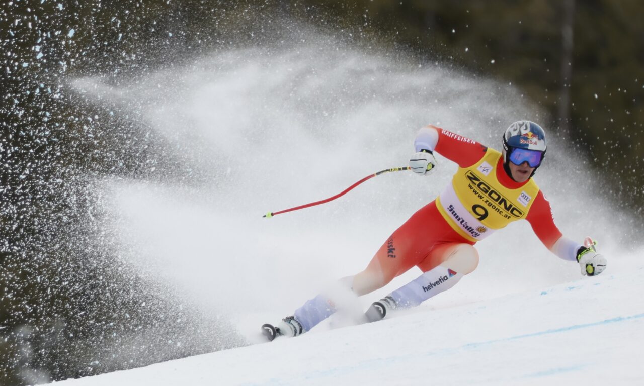 Doublé autrichien en super-G, Franjo von Allmen 3e