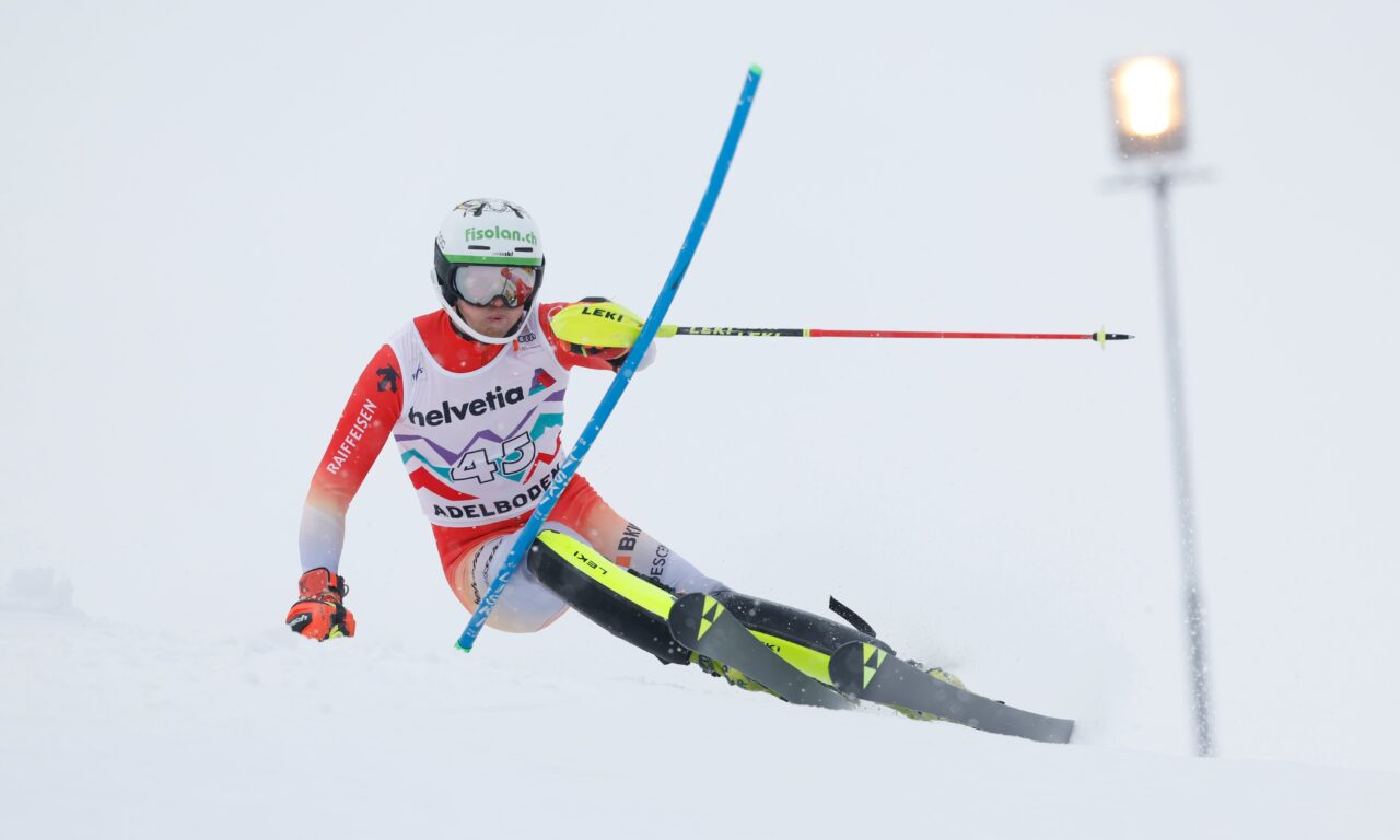 Noel von Grünigen range les skis à son tour
