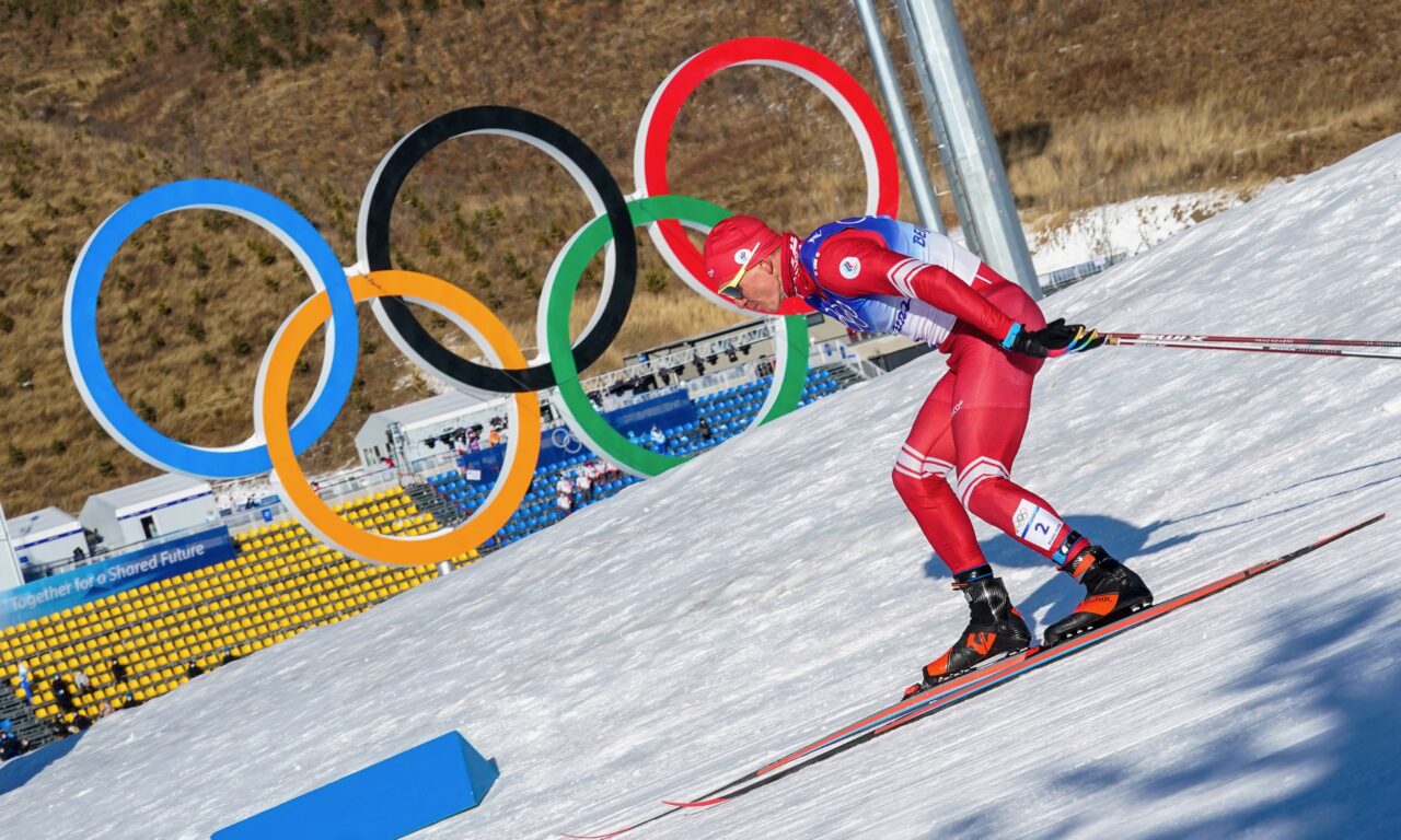 Russes et Biélorusses interdits de JO par la FIS