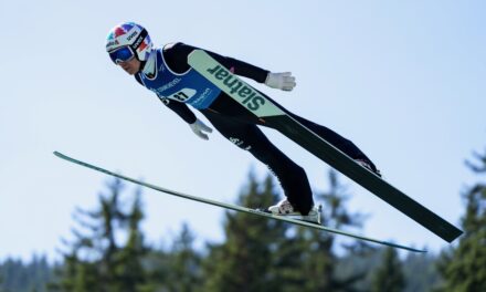 Simon Ammann marque ses premiers points de l’hiver