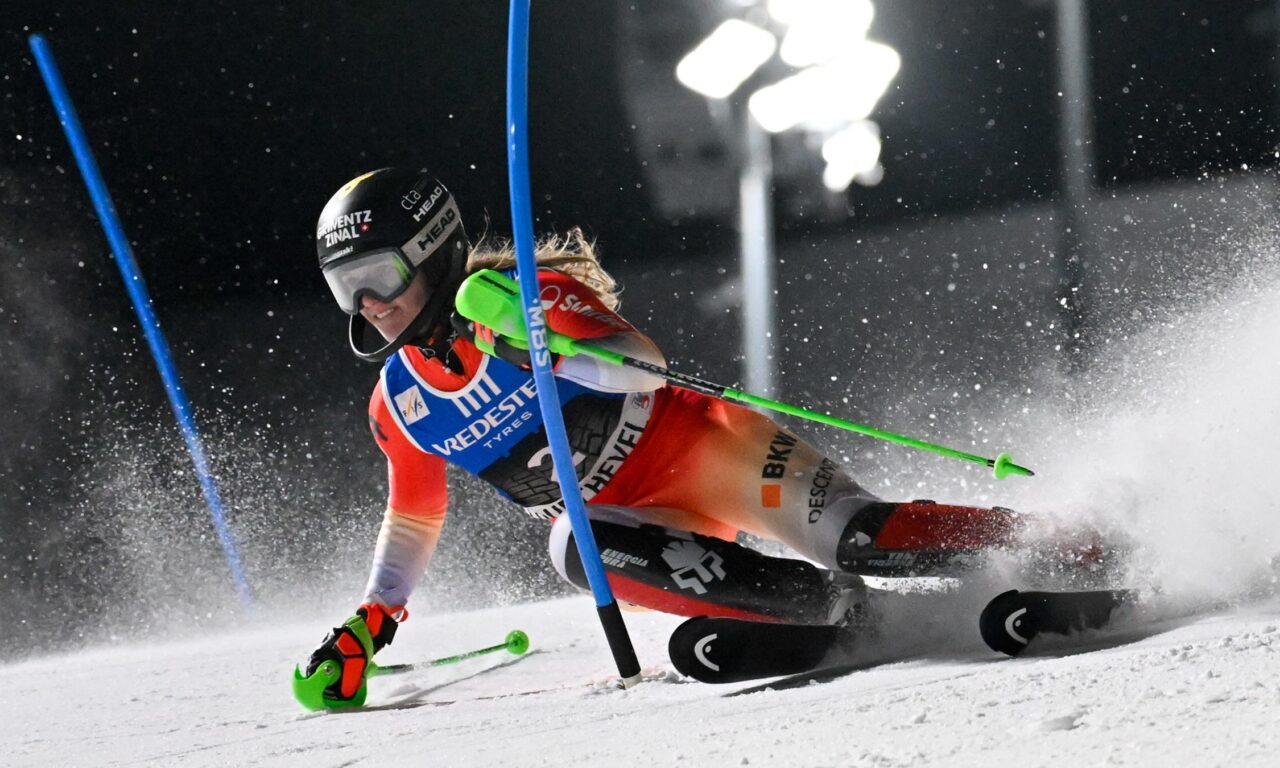 Camille Rast sensationnelle derrière Mikaela Shiffrin