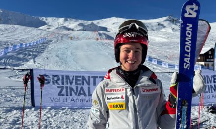 Les Suissesses au pied de la boîte à Zinal