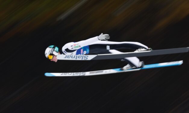 Domen Prevc écrase déjà la Tournée dès la première étape