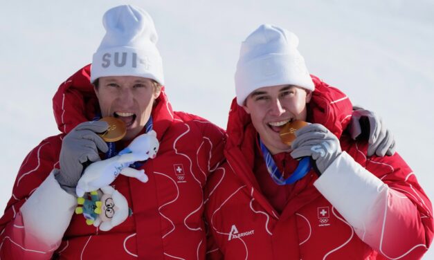 Franjo von Allmen et Tanguy Nef, des champions en or