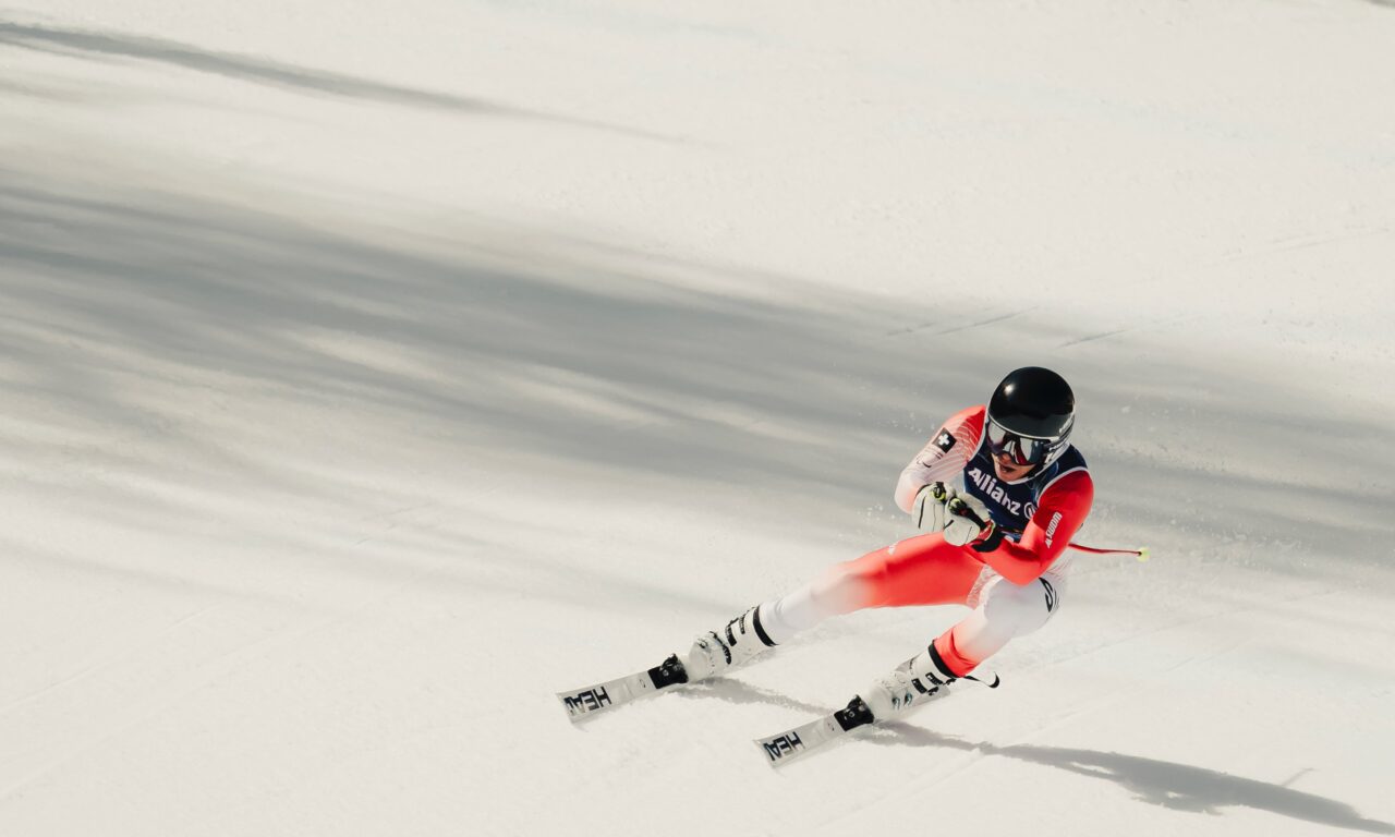 En feu, Robin Cuche signe le doublé en se parant de l&rsquo;or du super-G
