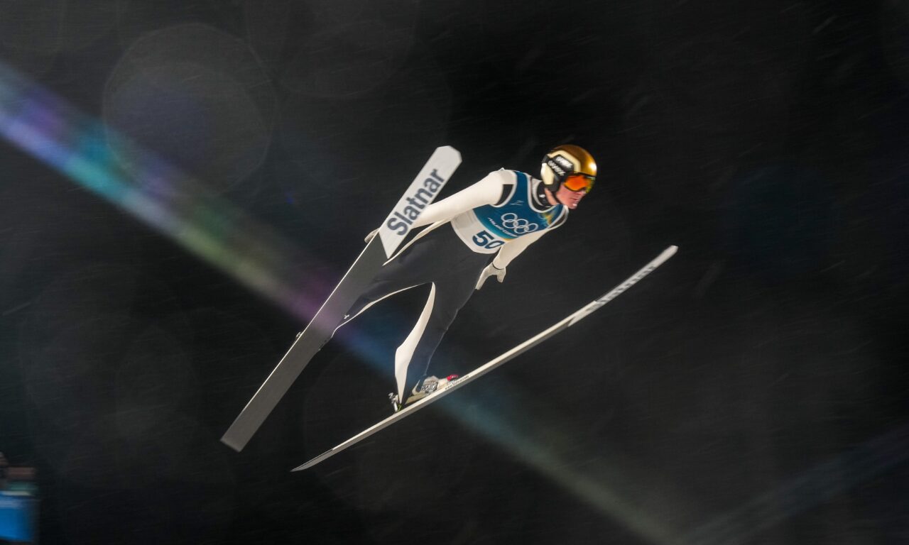 Domen Prevc réalise l&rsquo;exploit, les Autrichiens de retour