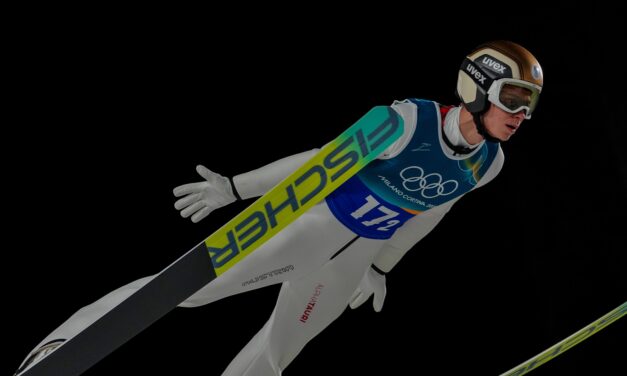 Le vent sème la pagaille à Vikersund, les Suisses distancés