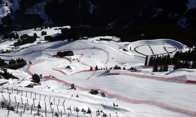 Saalbach remplace Courchevel, Sankt Anton se retire